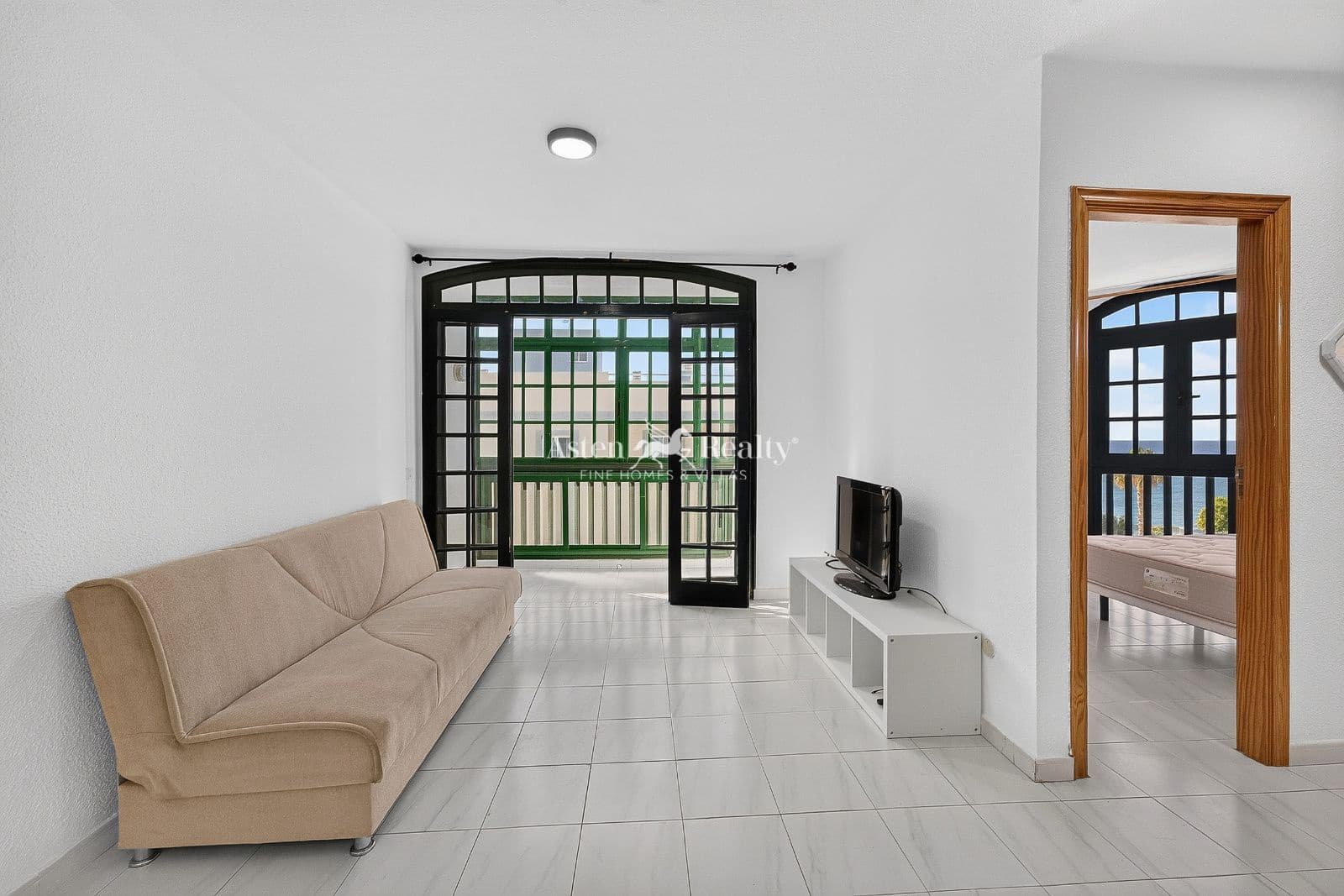 1 quarto Apartamento para venda em Los Abrigos com garagem - 235 000 € (Ref: 9965939)