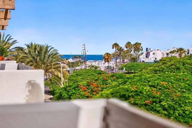 1 soverom Leilighet til salgs i Playa de las Americas, Arona med svømmebasseng garasje - € 290 000 (Ref: 9974305)