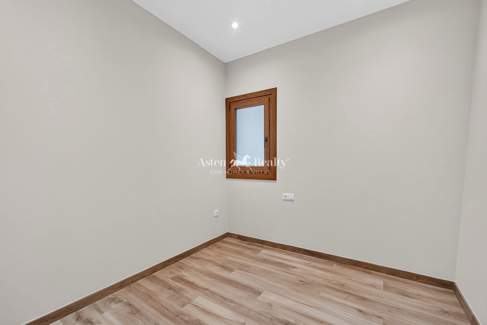 3 bedroom Villa for sale in El Tanque with garage - € 462,000 (Ref: 9975839)