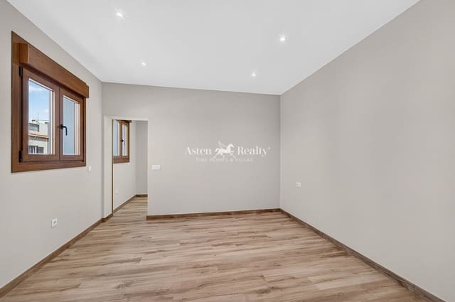 3 slaapkamer Villa te koop in El Tanque met garage - € 462.000 (Ref: 9975839)