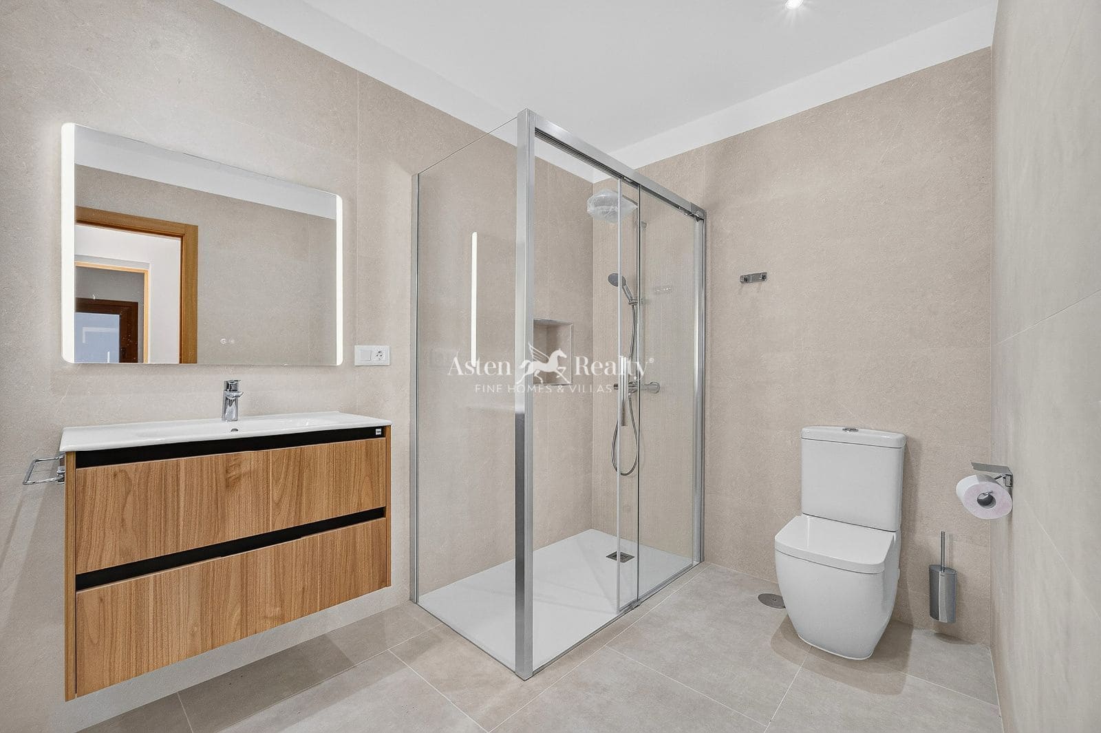 3 bedroom Villa for sale in El Tanque with garage - € 462,000 (Ref: 9975839)