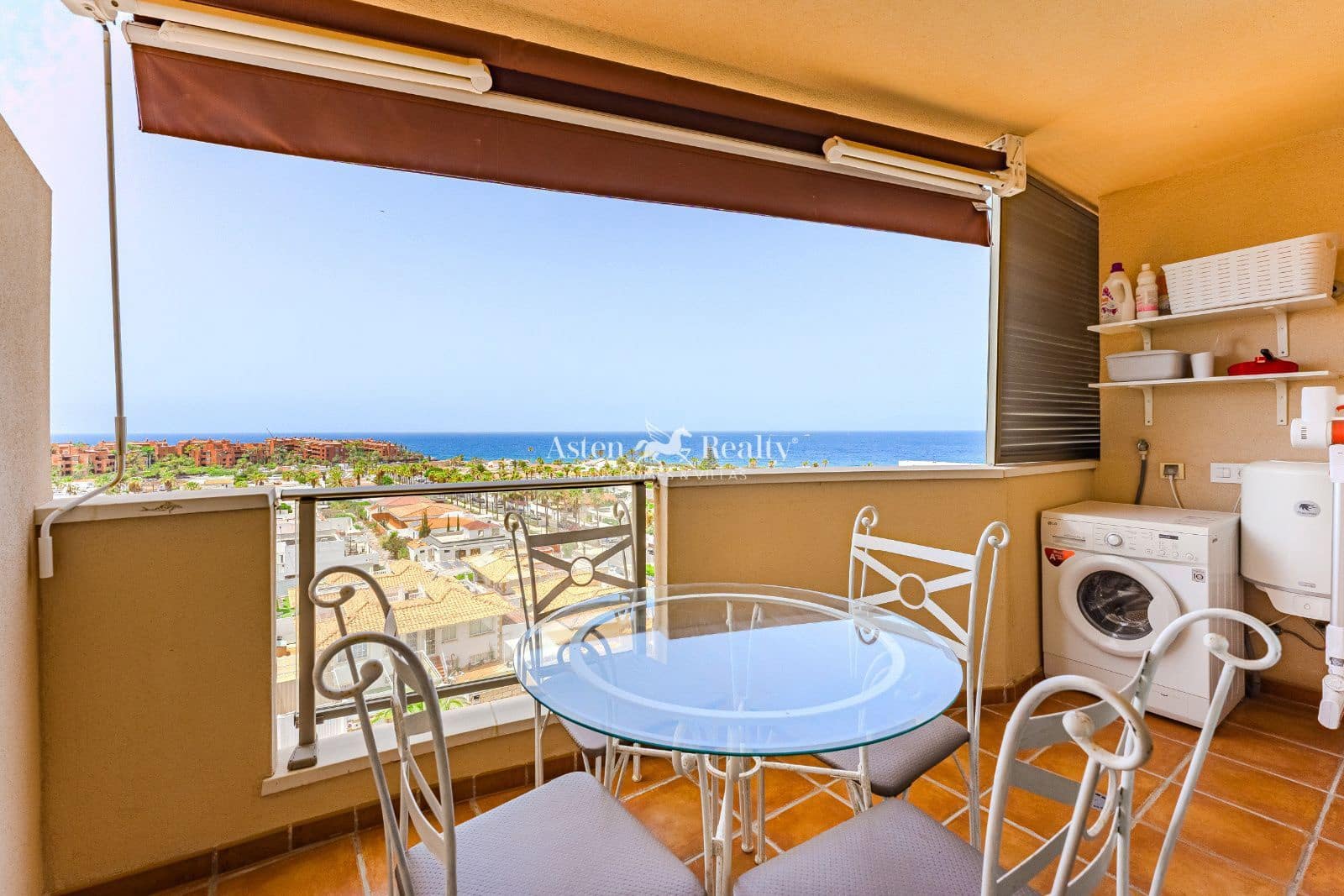 1 bedroom Flat for sale in Palm-Mar with pool - € 279,000 (Ref: 9976554)