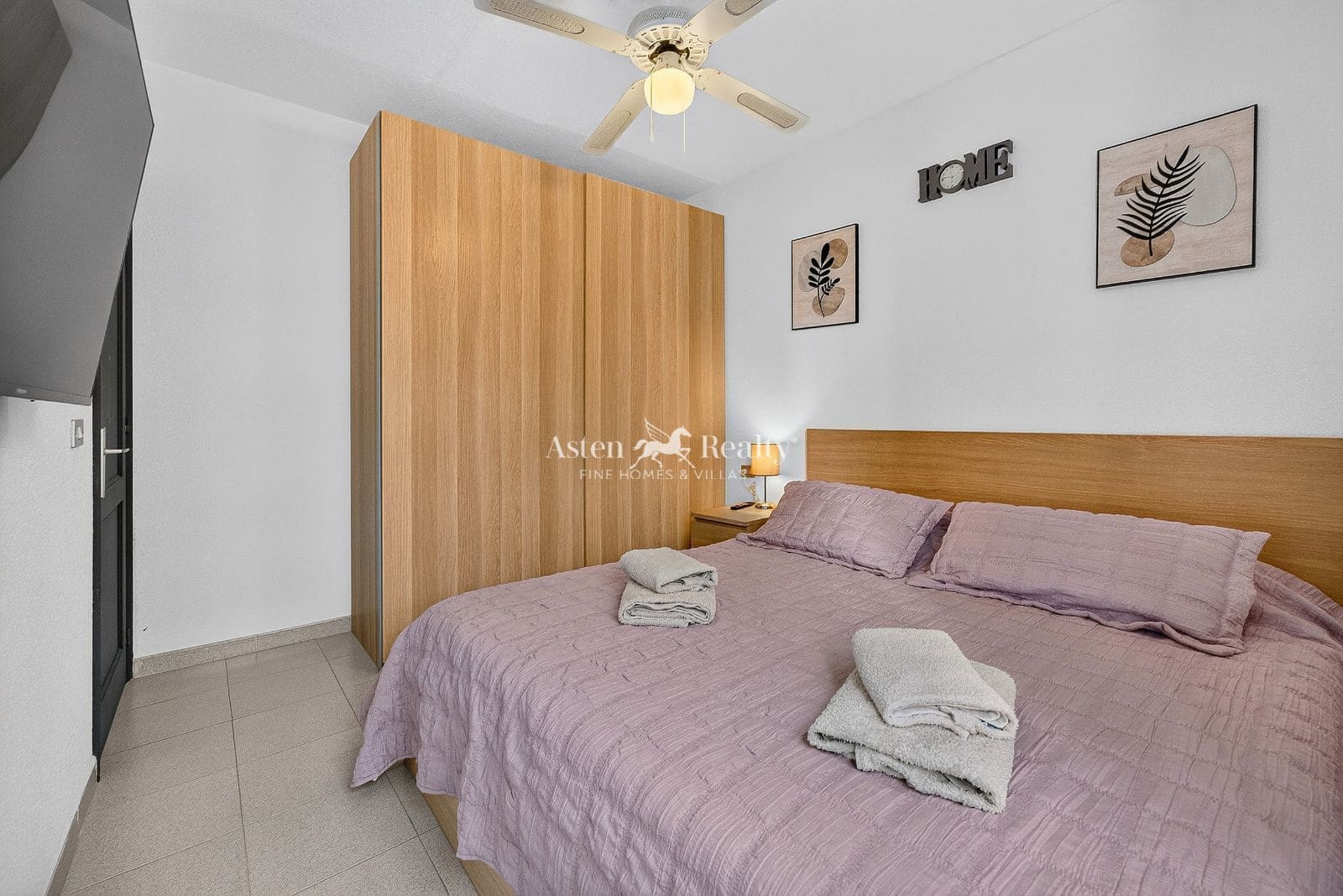 2 slaapkamer Flat te koop in Puerto Santiago met zwembad - € 280.000 (Ref: 9977894)