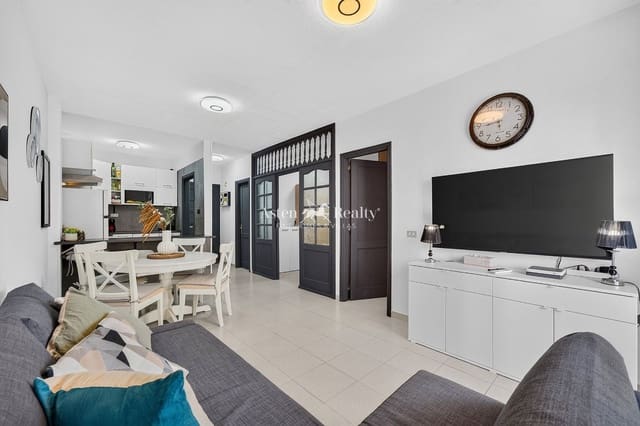 2 soveværelse Lejlighed til salg i Puerto Santiago, Santiago del Teide med swimmingpool - € 280.000 (Ref: 9977894)