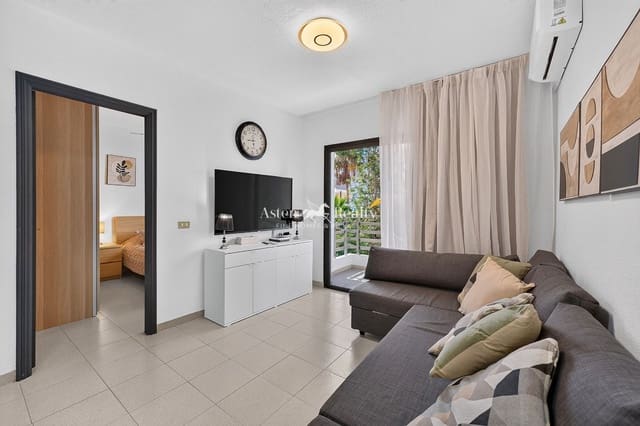2 soveværelse Lejlighed til salg i Puerto Santiago, Santiago del Teide med swimmingpool - € 280.000 (Ref: 9977894)