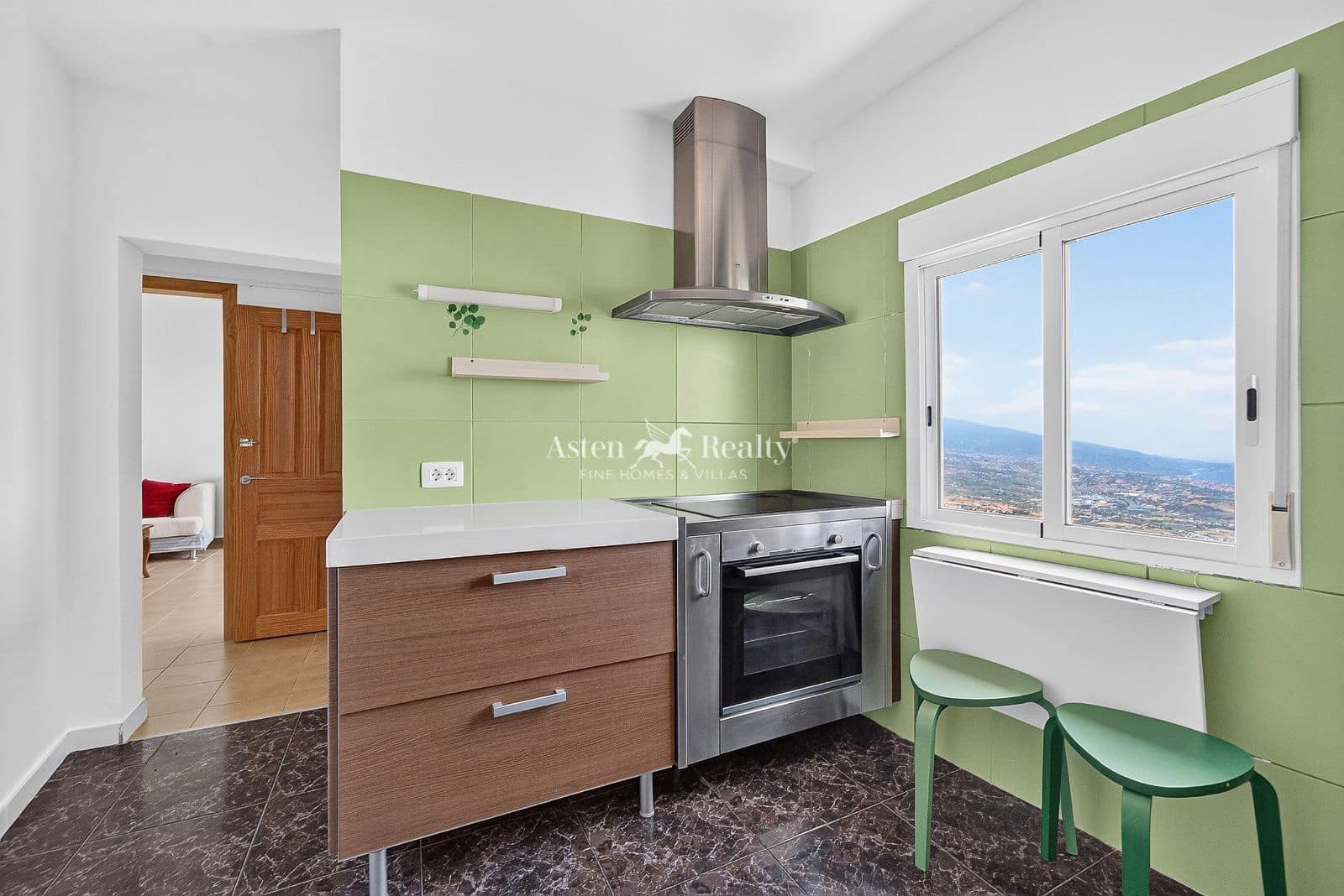 5 slaapkamer Huis te koop in La Orotava - € 295.000 (Ref: 9977975)
