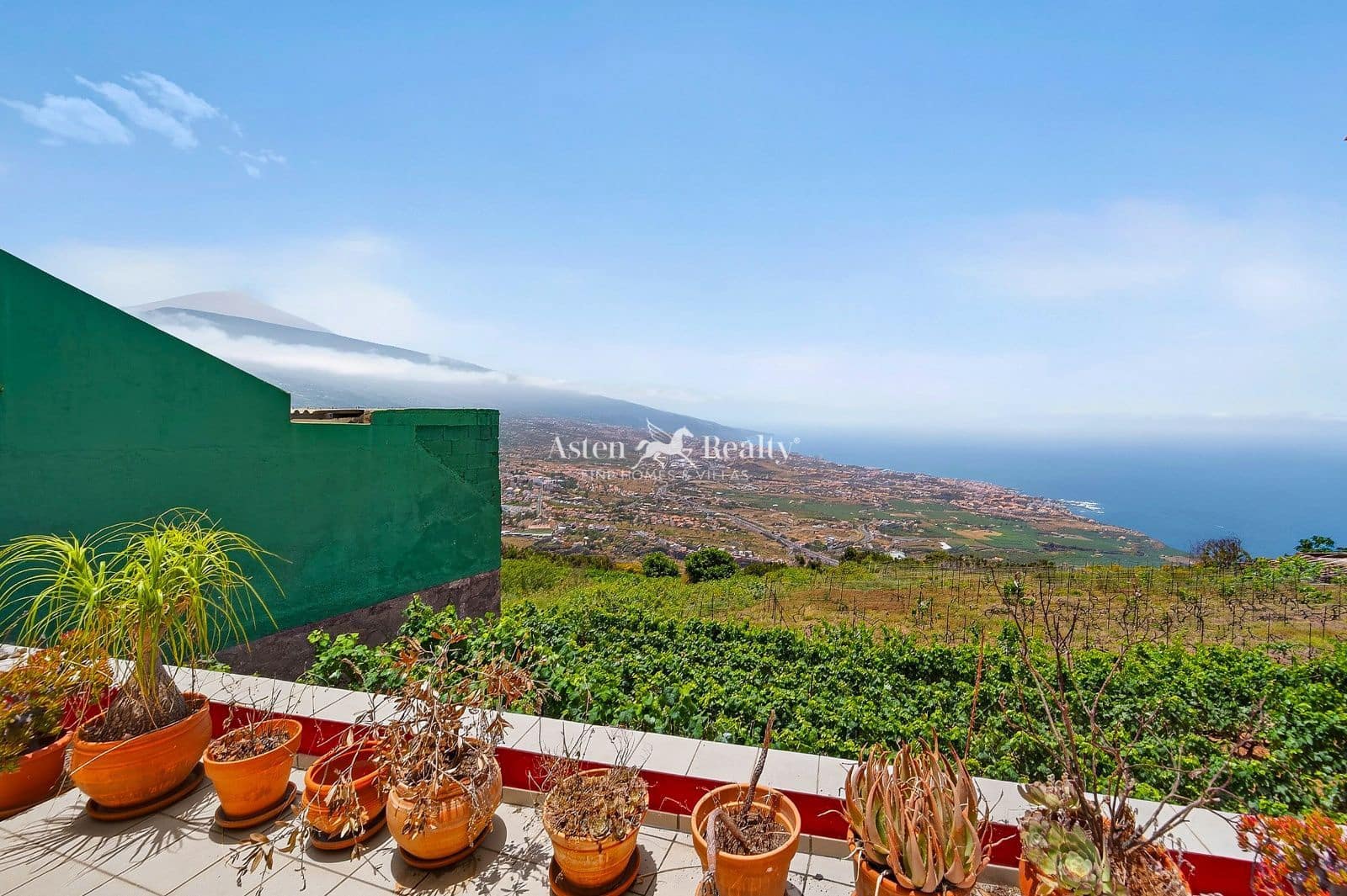 5 slaapkamer Huis te koop in La Orotava - € 295.000 (Ref: 9977975)