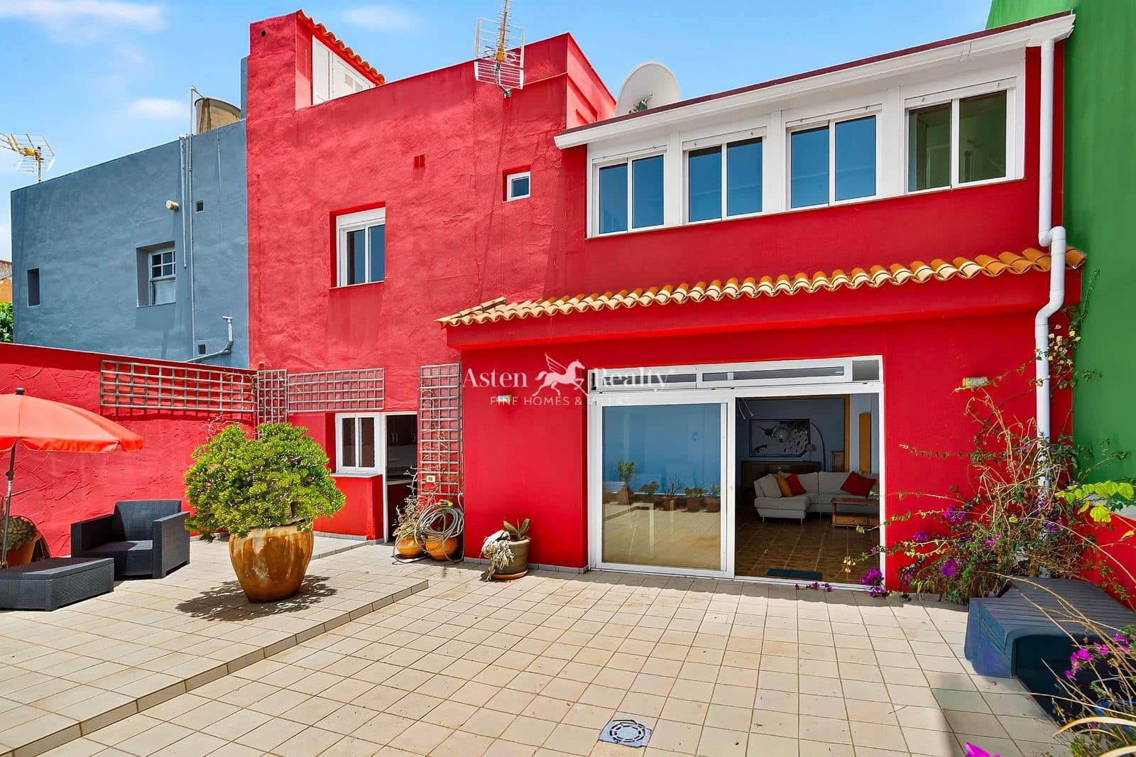 5 slaapkamer Huis te koop in La Orotava - € 295.000 (Ref: 9977975)