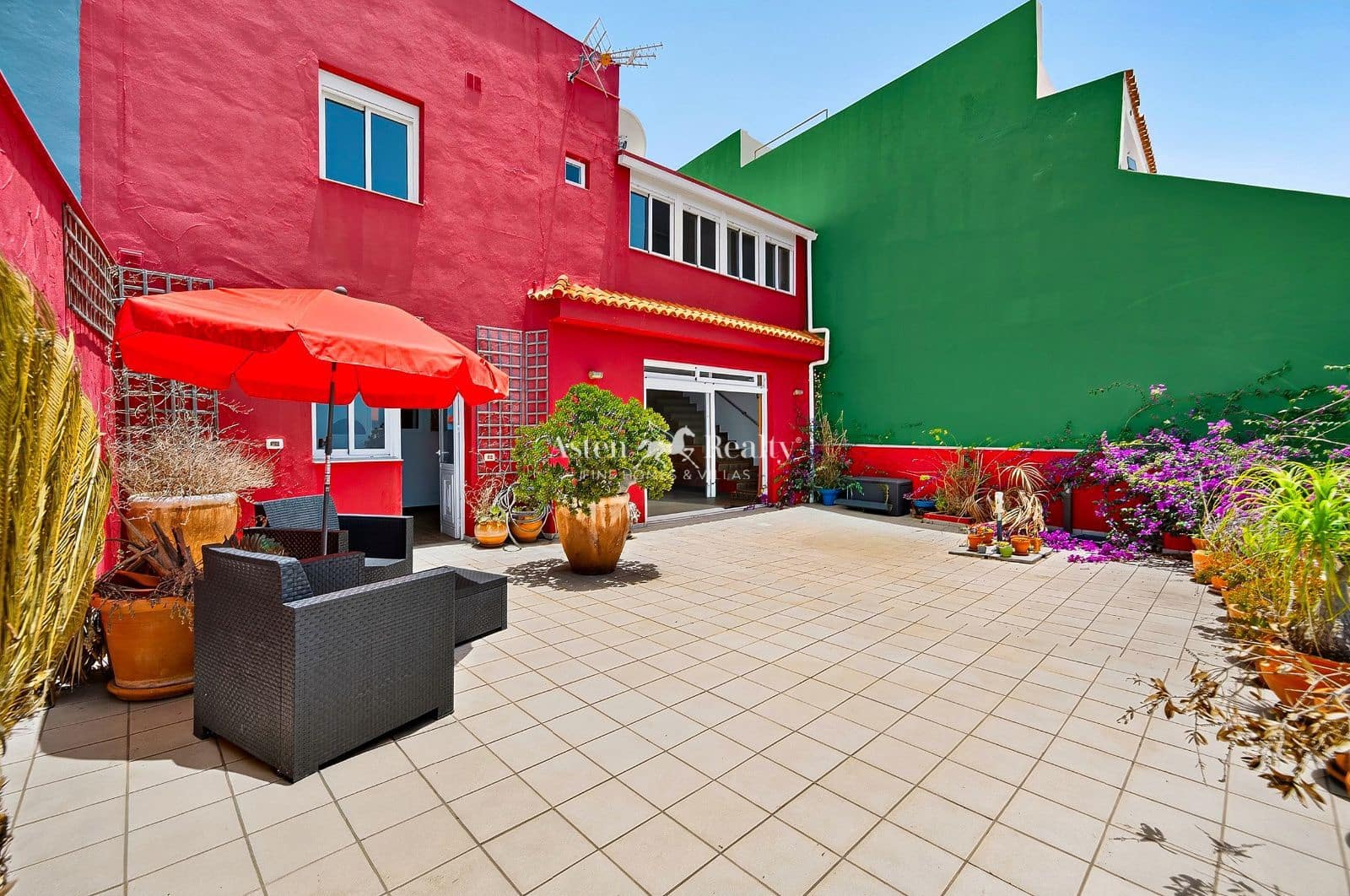 5 slaapkamer Huis te koop in La Orotava - € 295.000 (Ref: 9977975)