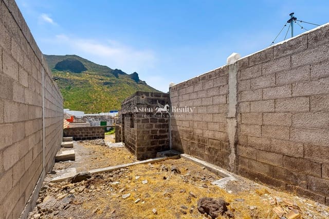 3 soveværelse Villa til salg i Santiago del Teide - € 230.000 (Ref: 9983757)