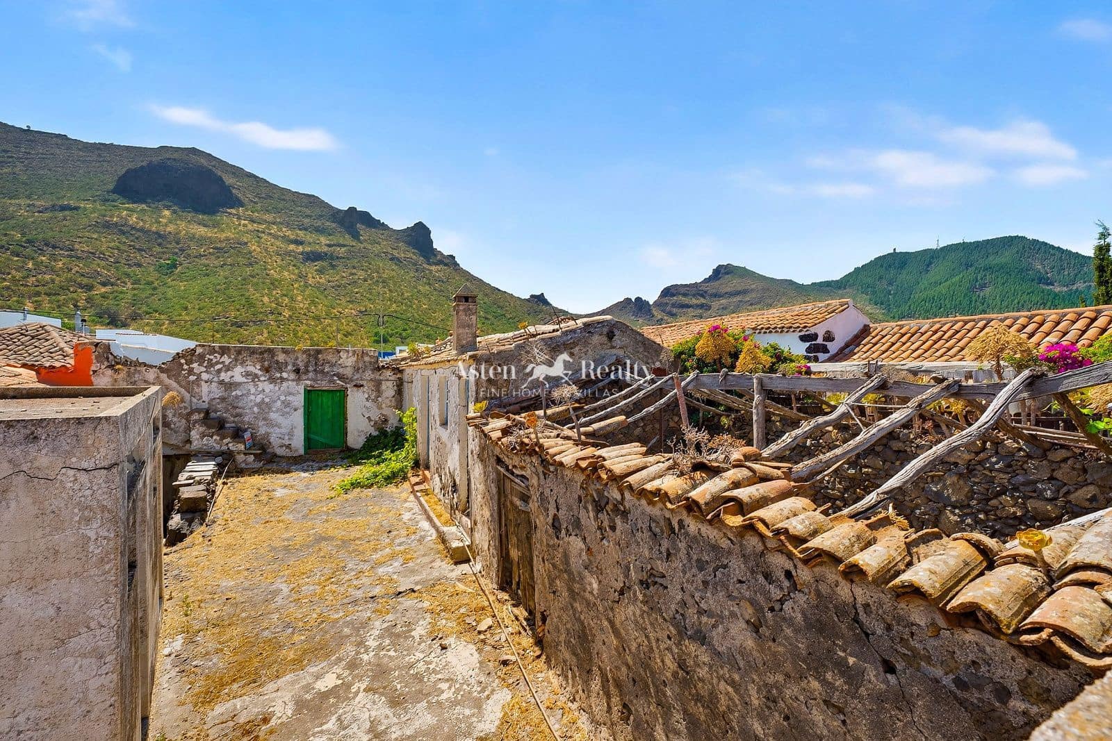 3 makuuhuone Huvila myytävänä paikassa Santiago del Teide - 230 000 € (Ref: 9983757)