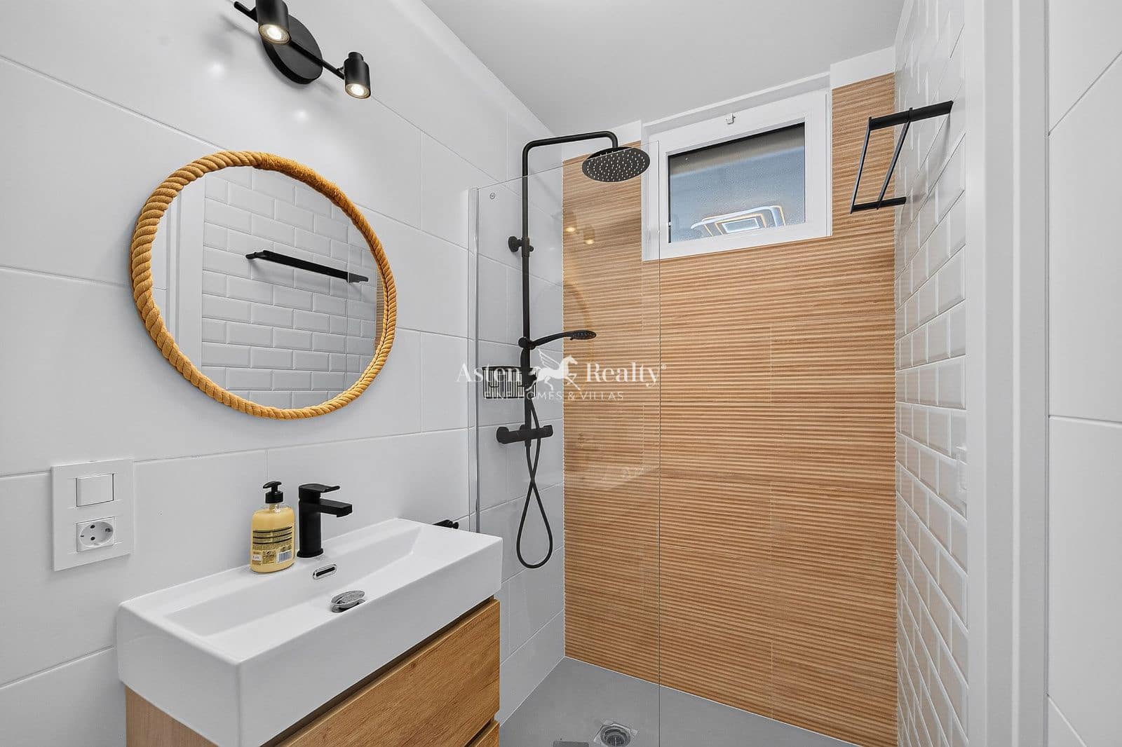 Piso en Tacoronte en venta - 166.000 € (Ref: 9984110)