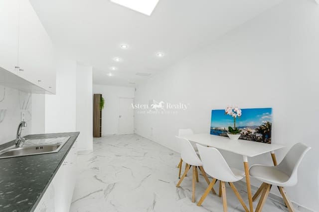3 soverom Leilighet til salgs i Puerto Santiago, Santiago del Teide - € 230 000 (Ref: 9985834)