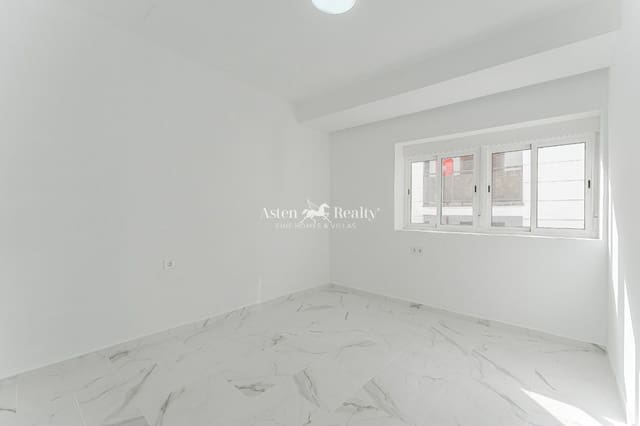 2 soverom Leilighet til salgs i Puerto Santiago, Santiago del Teide - € 130 000 (Ref: 9985895)