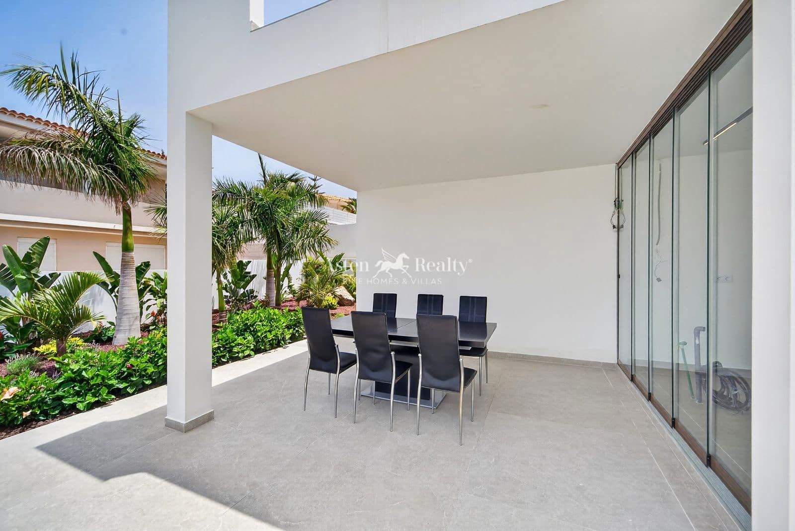 5 makuuhuone Omakotitalo myytävänä paikassa Playa Paraiso mukana uima-altaan 
autotalli - 3 190 000 € (Ref: 9987336)