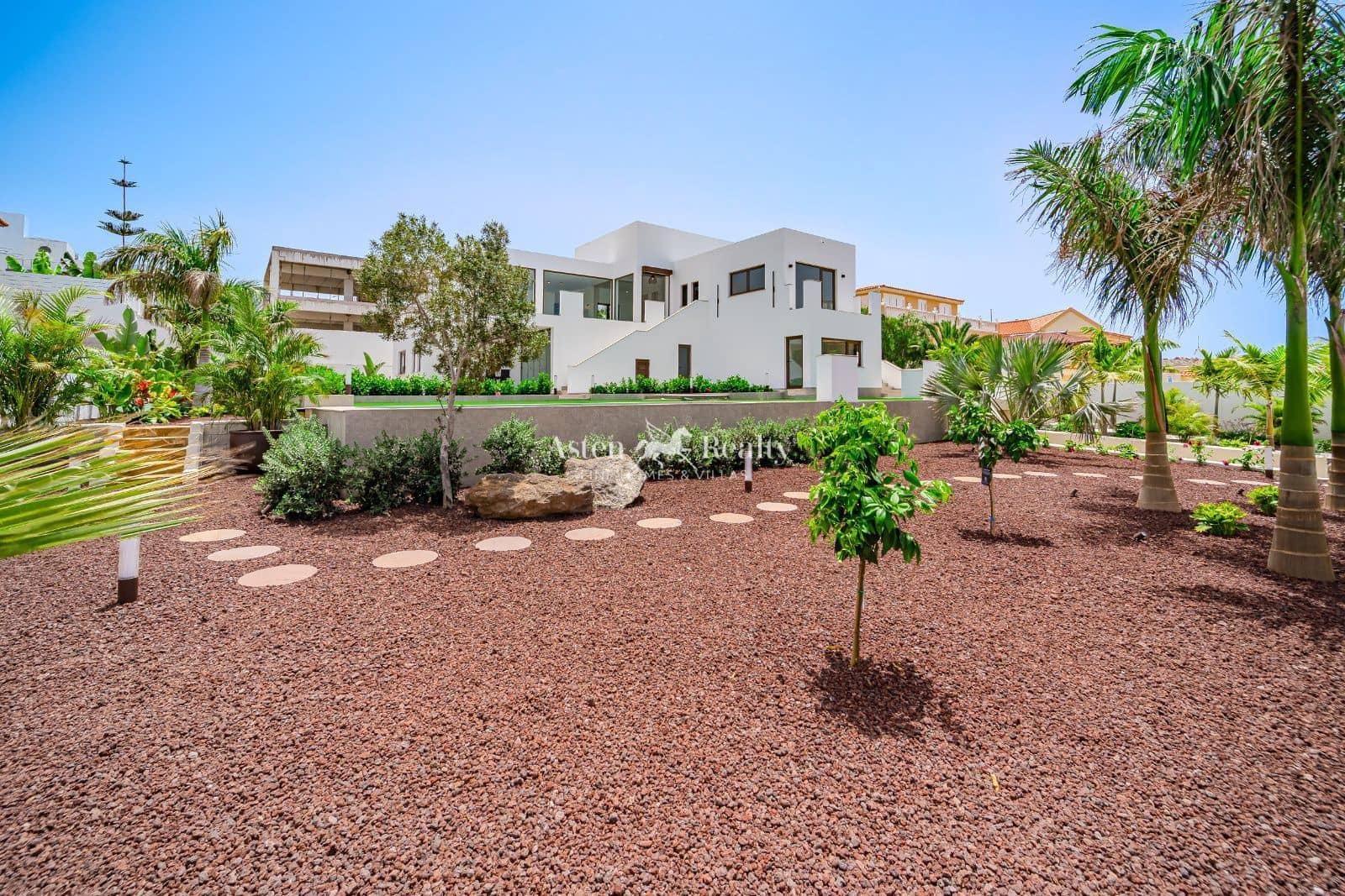 5 makuuhuone Omakotitalo myytävänä paikassa Playa Paraiso mukana uima-altaan 
autotalli - 3 190 000 € (Ref: 9987336)