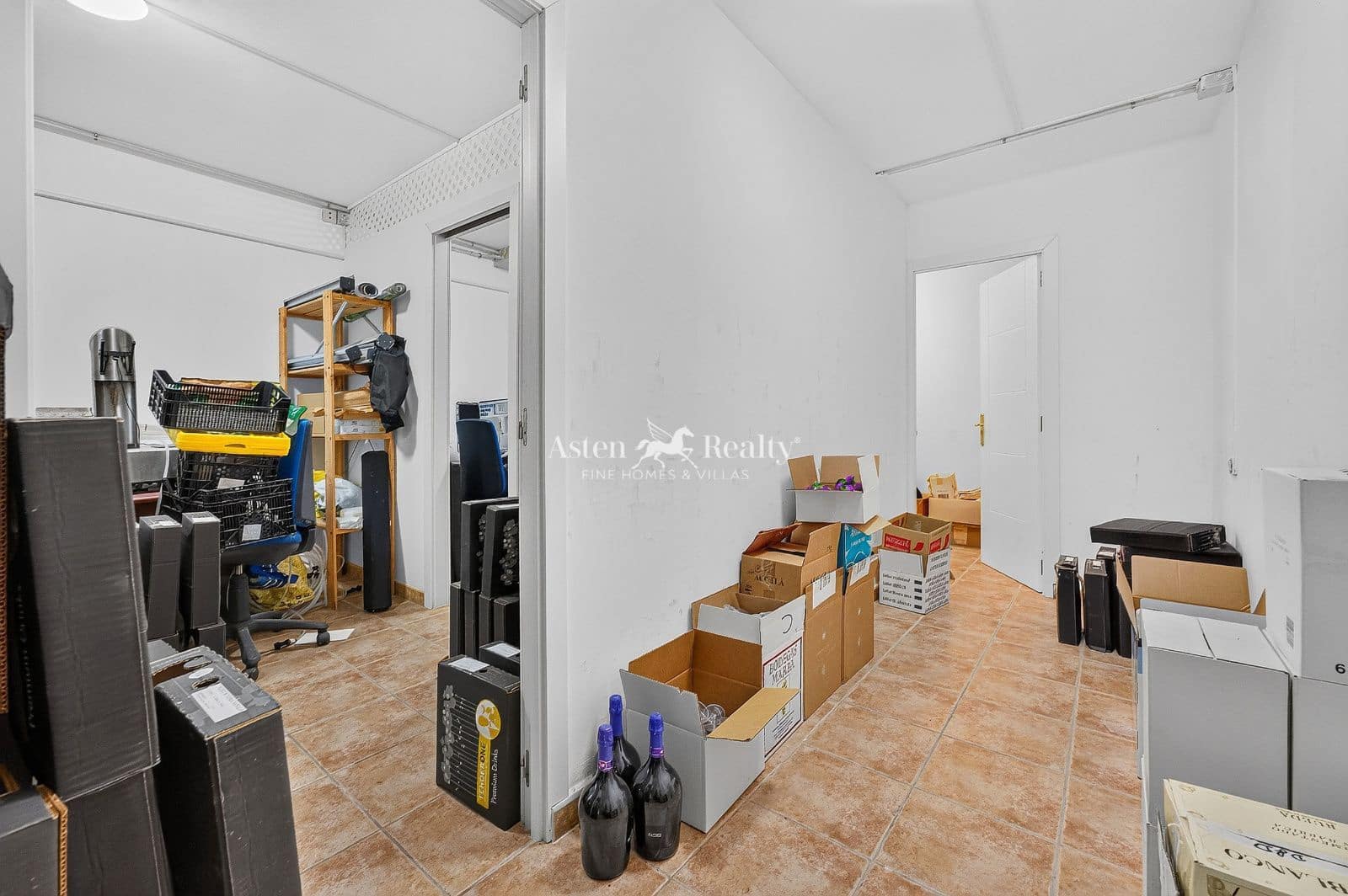 Empresa para venda em Fanabe - 215 000 € (Ref: 9996301)