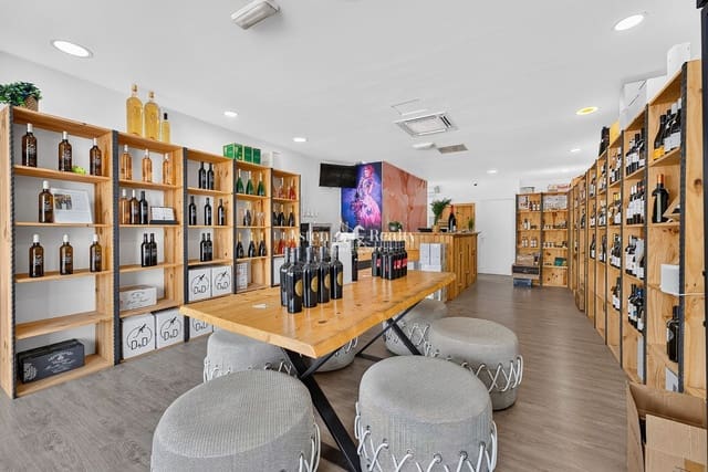 Empresa para venda em Fañabe, Adeje - 215 000 € (Ref: 9996301)