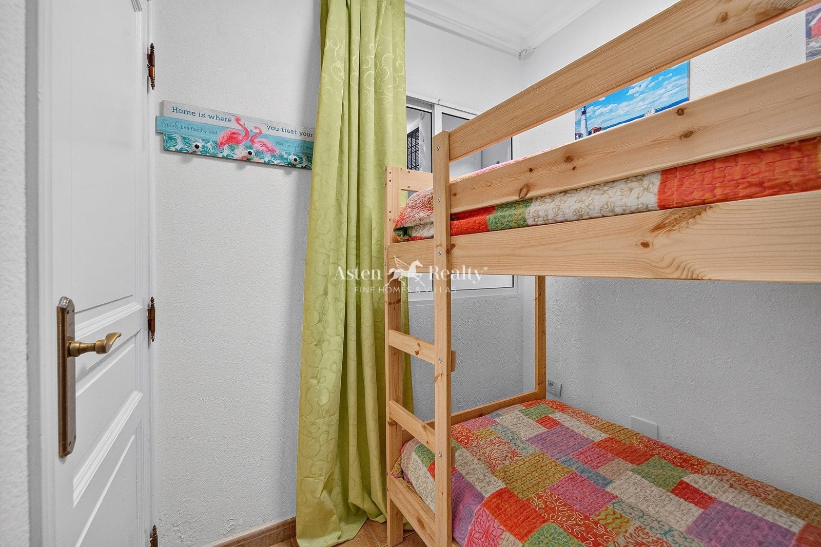 3 slaapkamer Penthouse te koop in Puerto Santiago met zwembad - € 330.000 (Ref: 9996302)