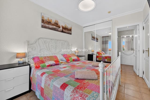 3 slaapkamer Penthouse te koop in Puerto Santiago, Santiago del Teide met zwembad - € 330.000 (Ref: 9996302)