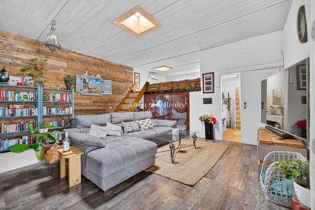 2 chambre Villa/Maison à vendre à Chio, Guía de Isora avec piscine garage - 435 000 € (Ref: 9997820)