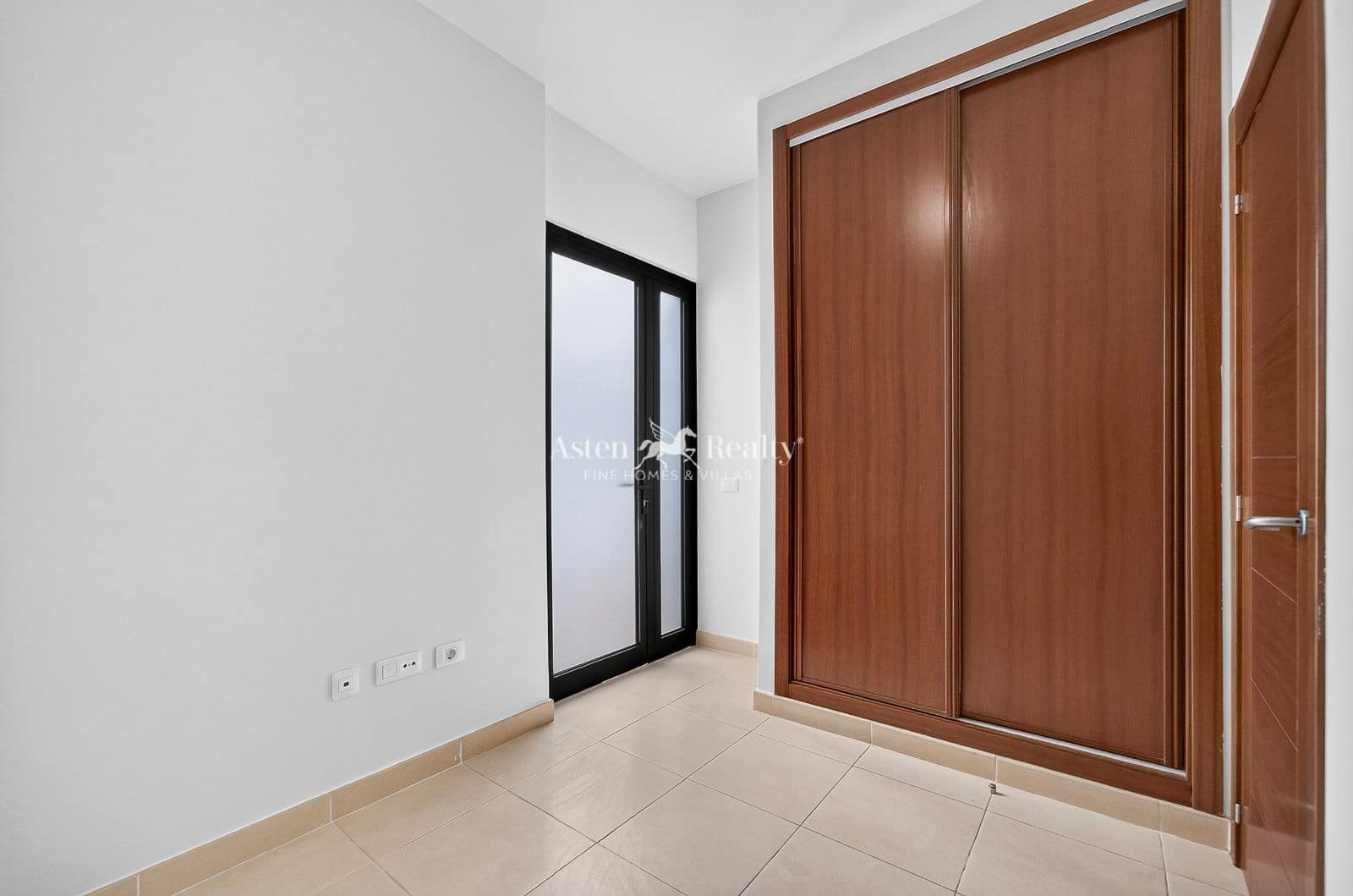 2 Zimmer Wohnung zu verkaufen in Puerto Santiago - 240.000 € (Ref: 9999421)