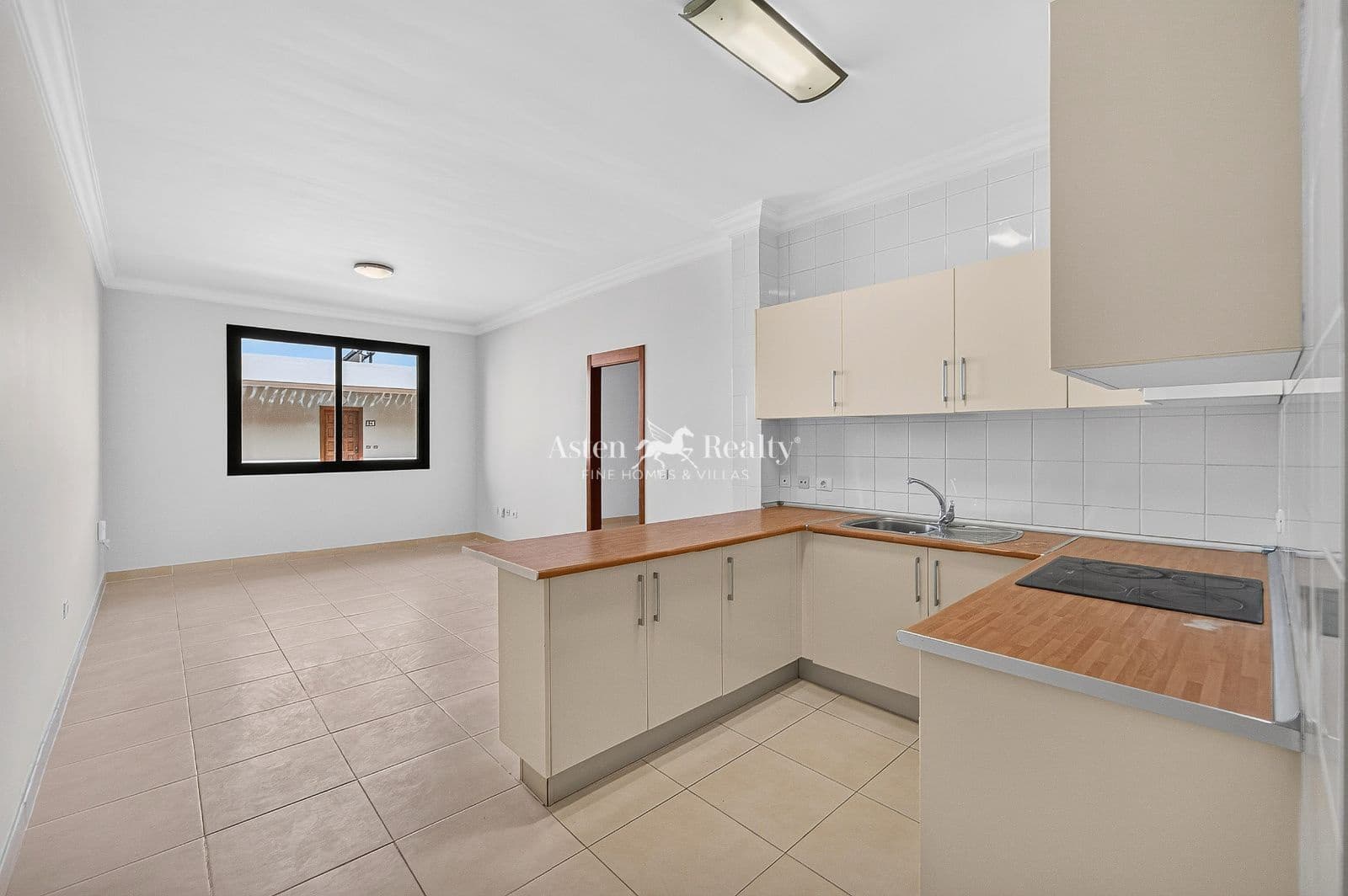 2 Zimmer Wohnung zu verkaufen in Puerto Santiago - 240.000 € (Ref: 9999421)