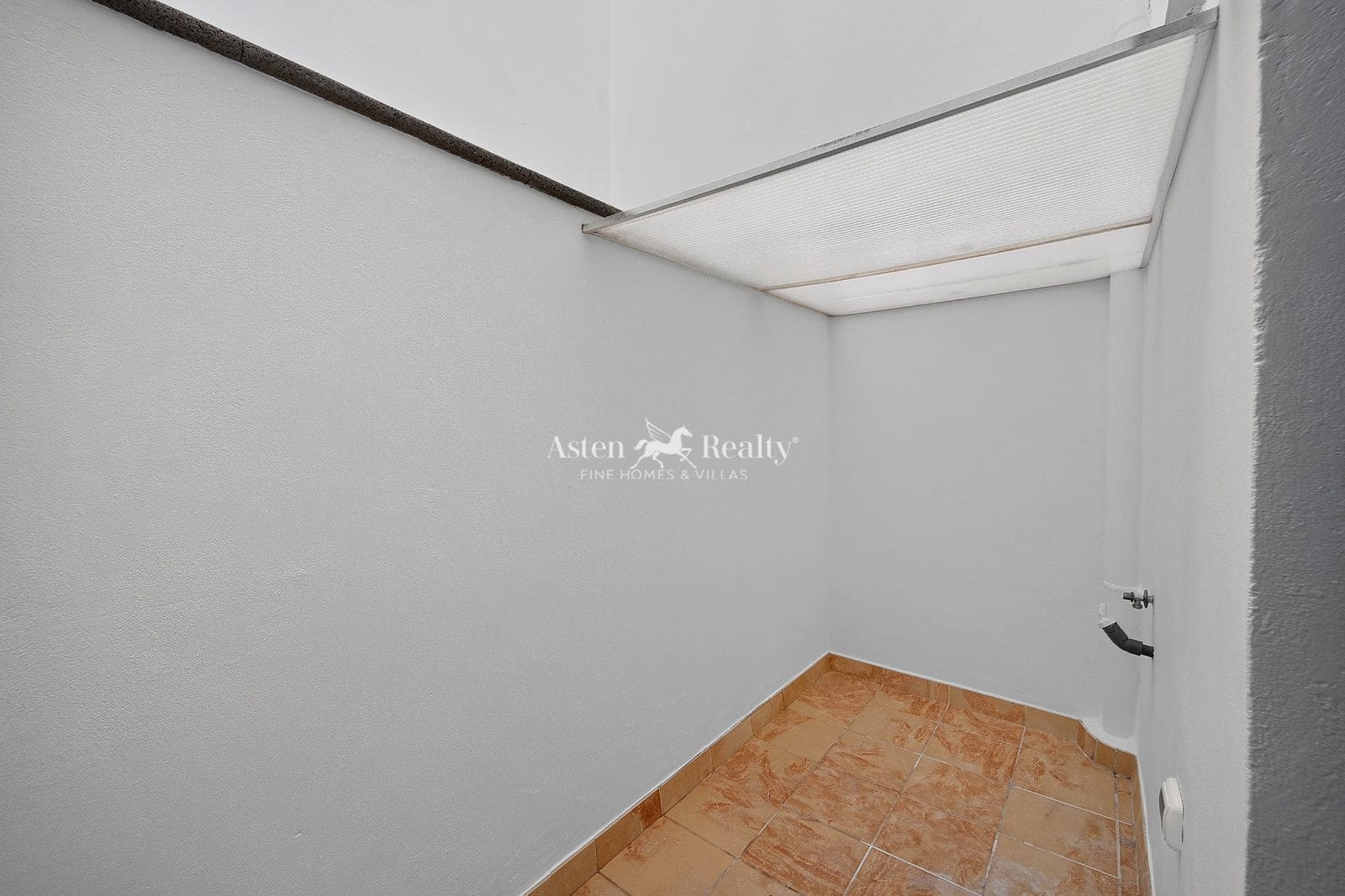 2 Zimmer Wohnung zu verkaufen in Puerto Santiago - 240.000 € (Ref: 9999421)