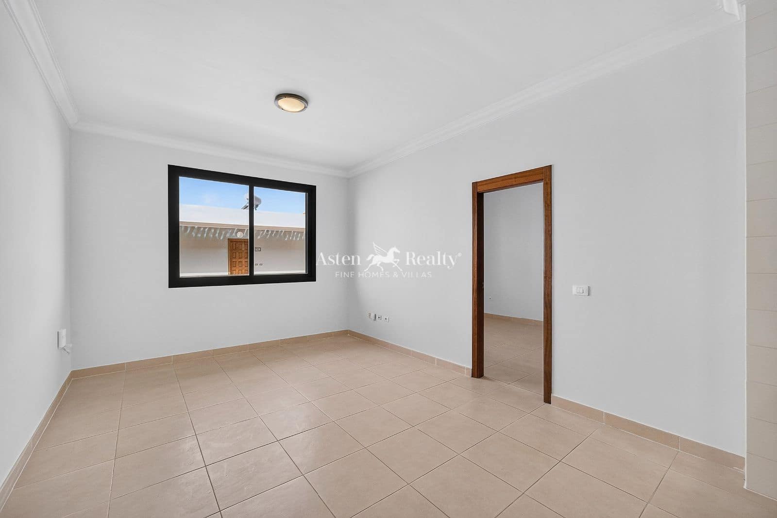2 Zimmer Wohnung zu verkaufen in Puerto Santiago - 240.000 € (Ref: 9999421)