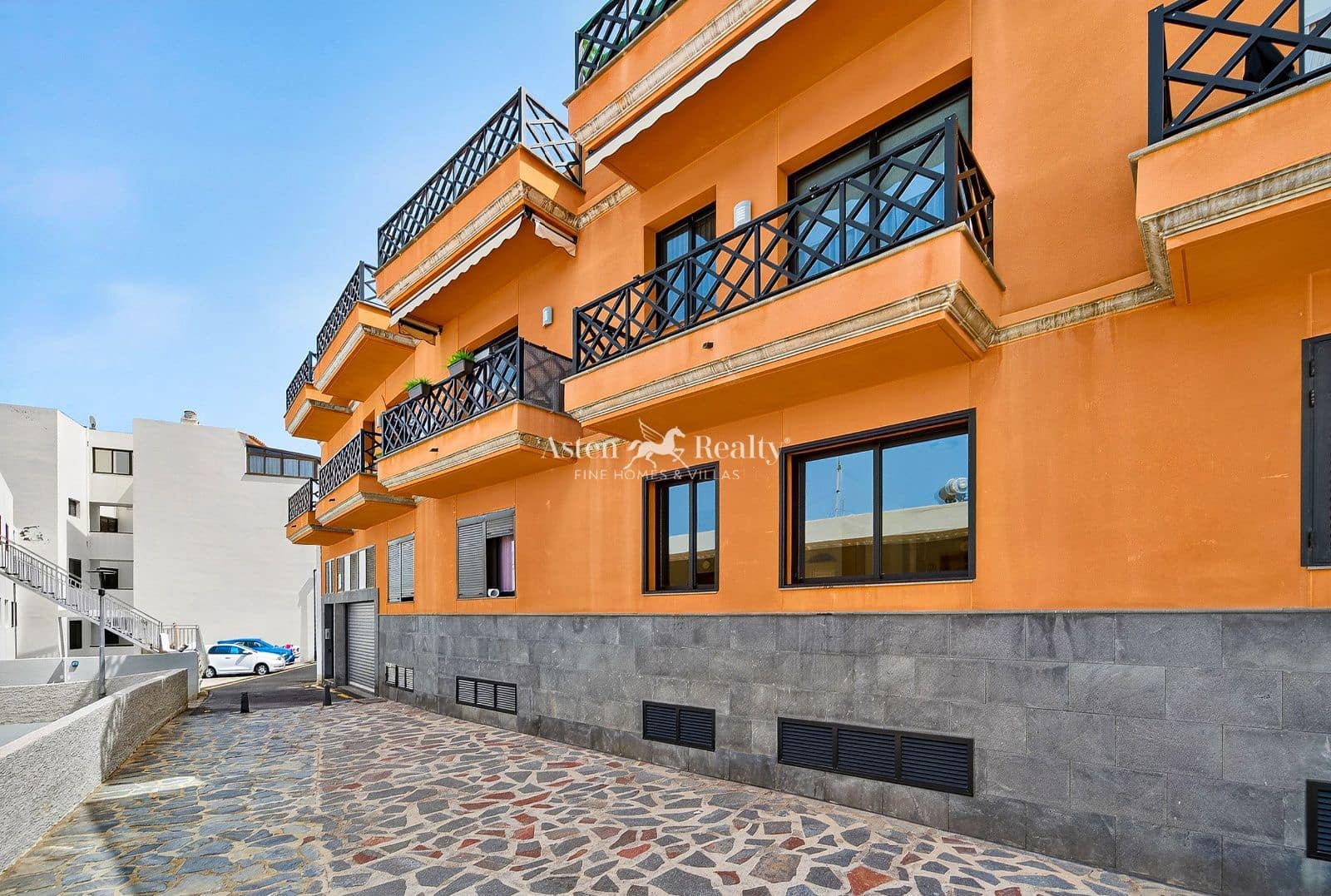 2 Zimmer Wohnung zu verkaufen in Puerto Santiago - 240.000 € (Ref: 9999421)