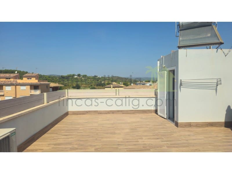 2 bedroom Penthouse for sale in Calig with garage - € 147,000 (Ref: 10005345)