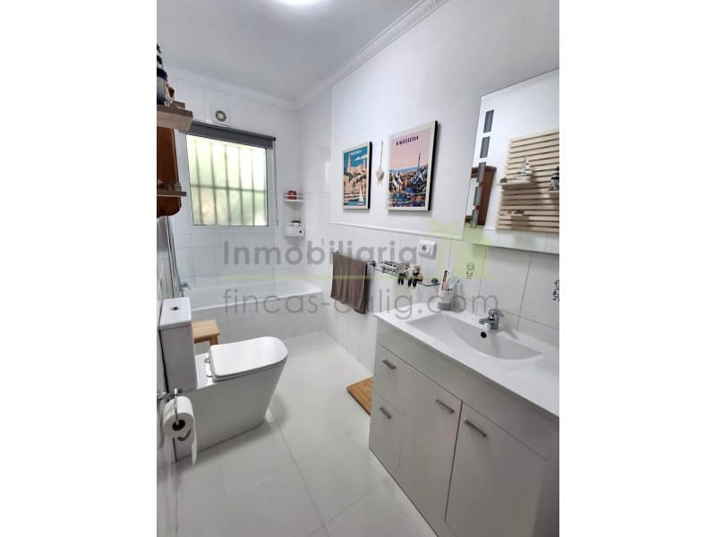 3 bedroom Villa for sale in Calig with pool - € 349,000 (Ref: 10129085)