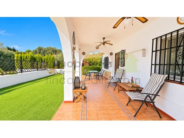 3 sovrum Villa till salu i Càlig med pool - 349 000 € (Ref: 10129085)