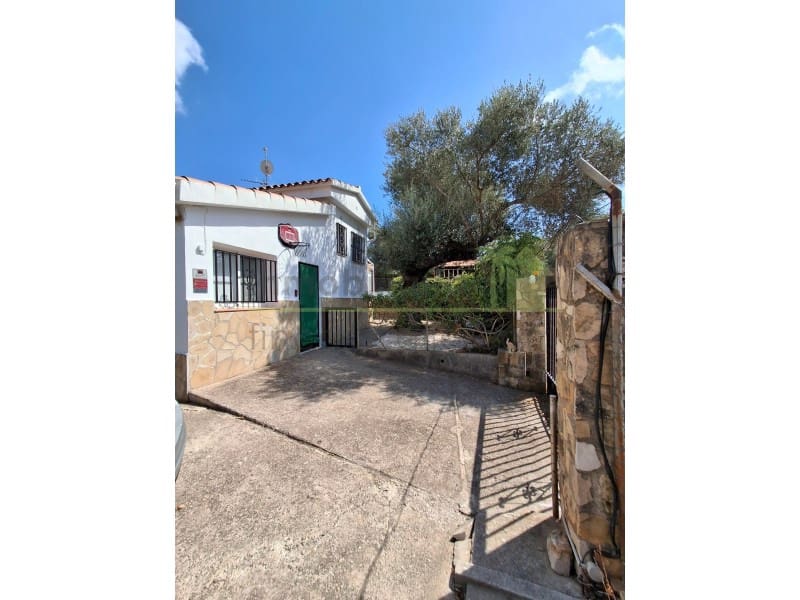 3 bedroom Villa for sale in Calig with pool - € 349,000 (Ref: 10129085)
