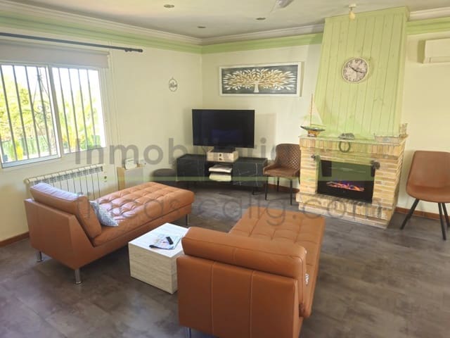 Chalet de 3 habitaciones en Càlig en venta con piscina - 298.000 € (Ref: 10129085)