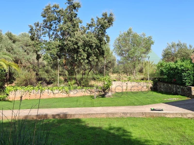3 bedroom Villa for sale in Calig with pool - € 349,000 (Ref: 10129085)