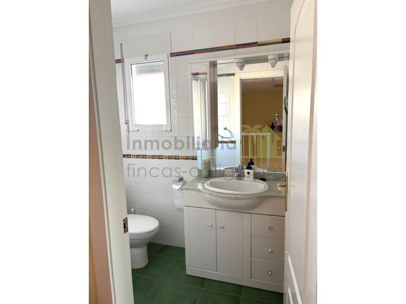 3 chambre Villa/Maison Semi-Mitoyenne à vendre à Vinaros avec garage - 298 000 € (Ref: 10174932)