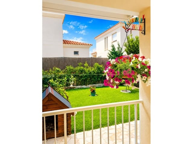 3 chambre Villa/Maison Semi-Mitoyenne à vendre à Vinaròs avec garage - 298 000 € (Ref: 10174932)