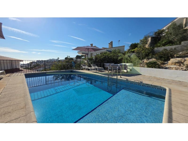 3 slaapkamer Villa te koop in Peniscola met zwembad garage - € 385.000 (Ref: 10186797)