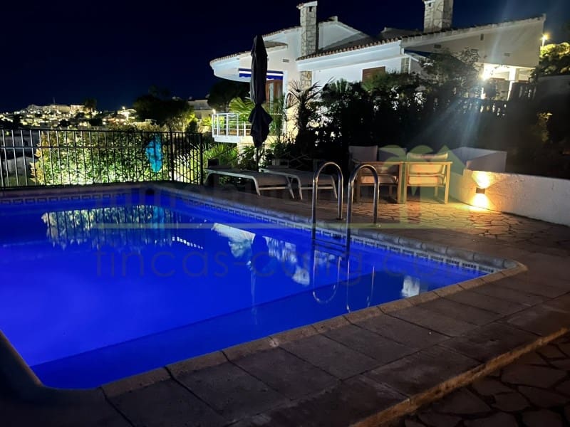 3 slaapkamer Villa te koop in Peniscola met zwembad garage - € 385.000 (Ref: 10186797)
