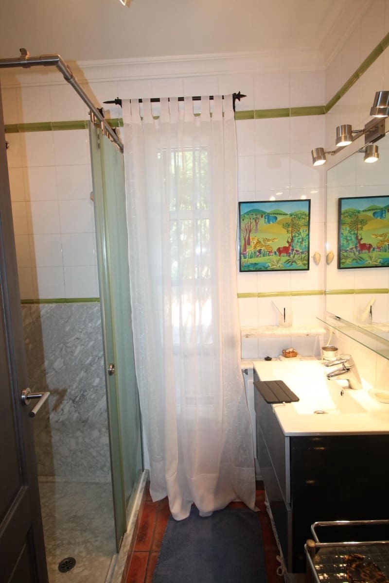 4 soverom Villa til salgs i Calig med svømmebasseng garasje - € 565 000 (Ref: 6327832)