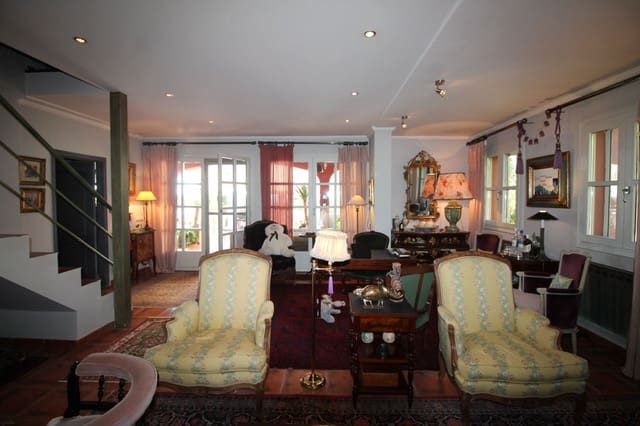 4 soverom Villa til salgs i Càlig med svømmebasseng garasje - € 565 000 (Ref: 6327832)