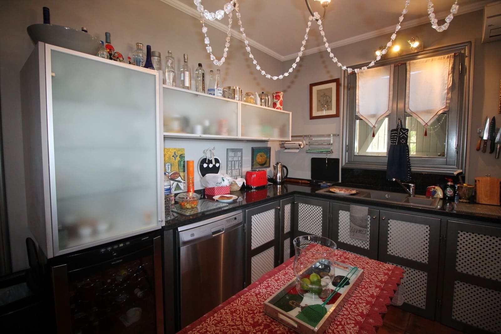 4 soverom Villa til salgs i Calig med svømmebasseng garasje - € 565 000 (Ref: 6327832)