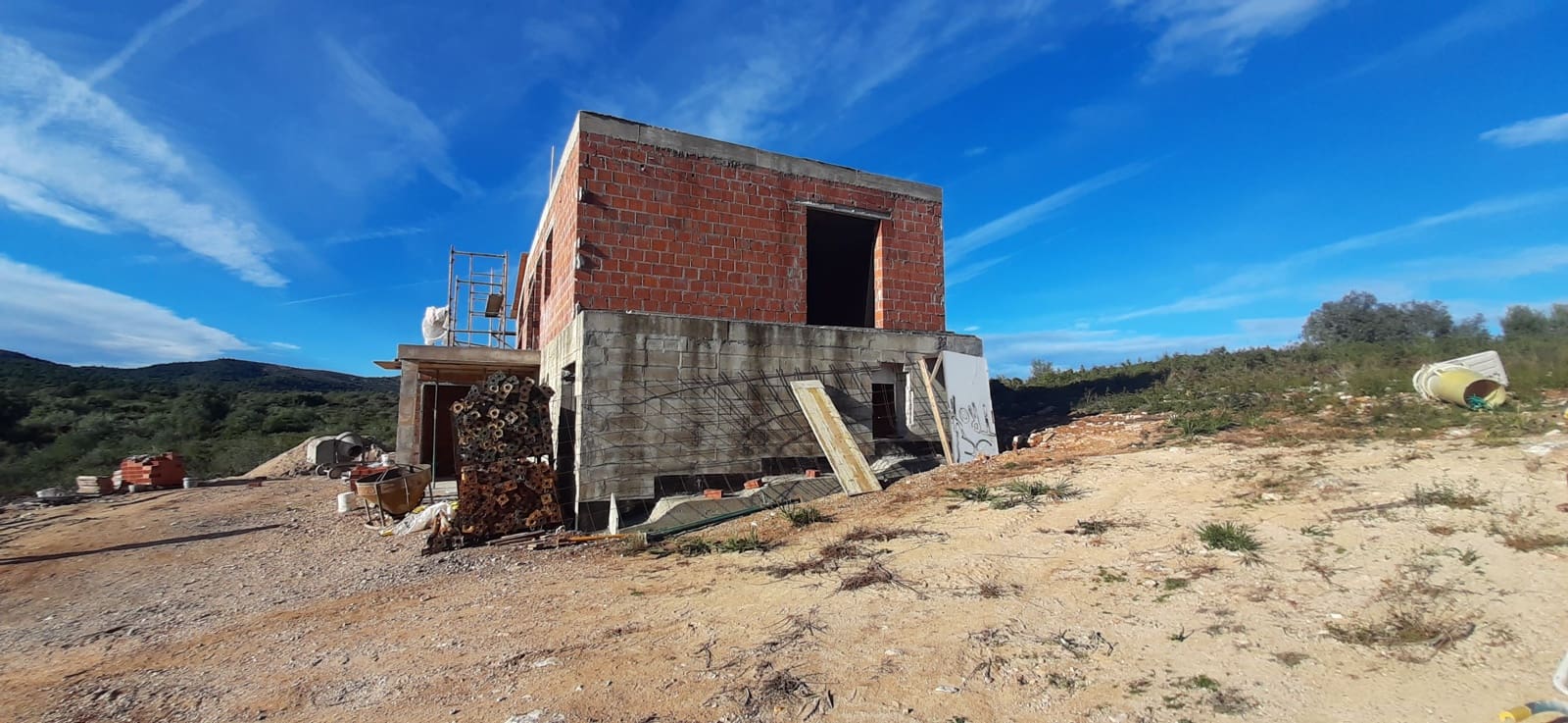 3 soveværelse Finca/Landehus til salg i Calig med swimmingpool - € 392.000 (Ref: 7288949)