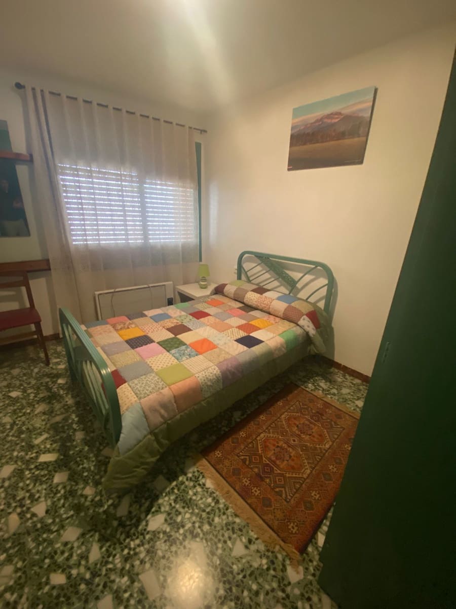 4 makuuhuone Omakotitalo myytävänä paikassa Calig - 85 000 € (Ref: 7587253)