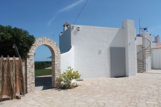 4 soveværelse Villa til salg i Vinaròs med swimmingpool garage - € 750.000 (Ref: 7659634)