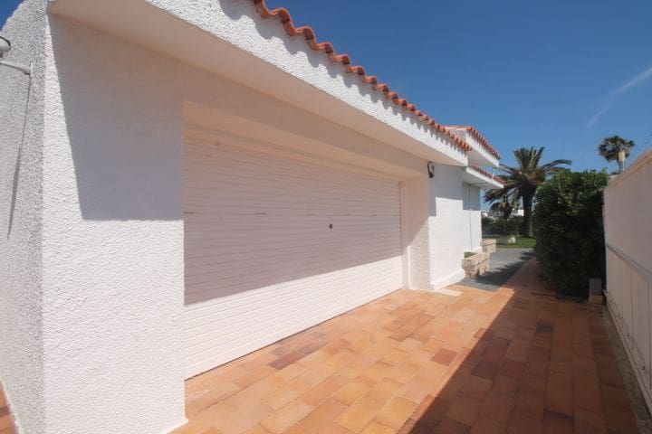 4 soveværelse Villa til salg i Vinaros med swimmingpool garage - € 750.000 (Ref: 7659634)