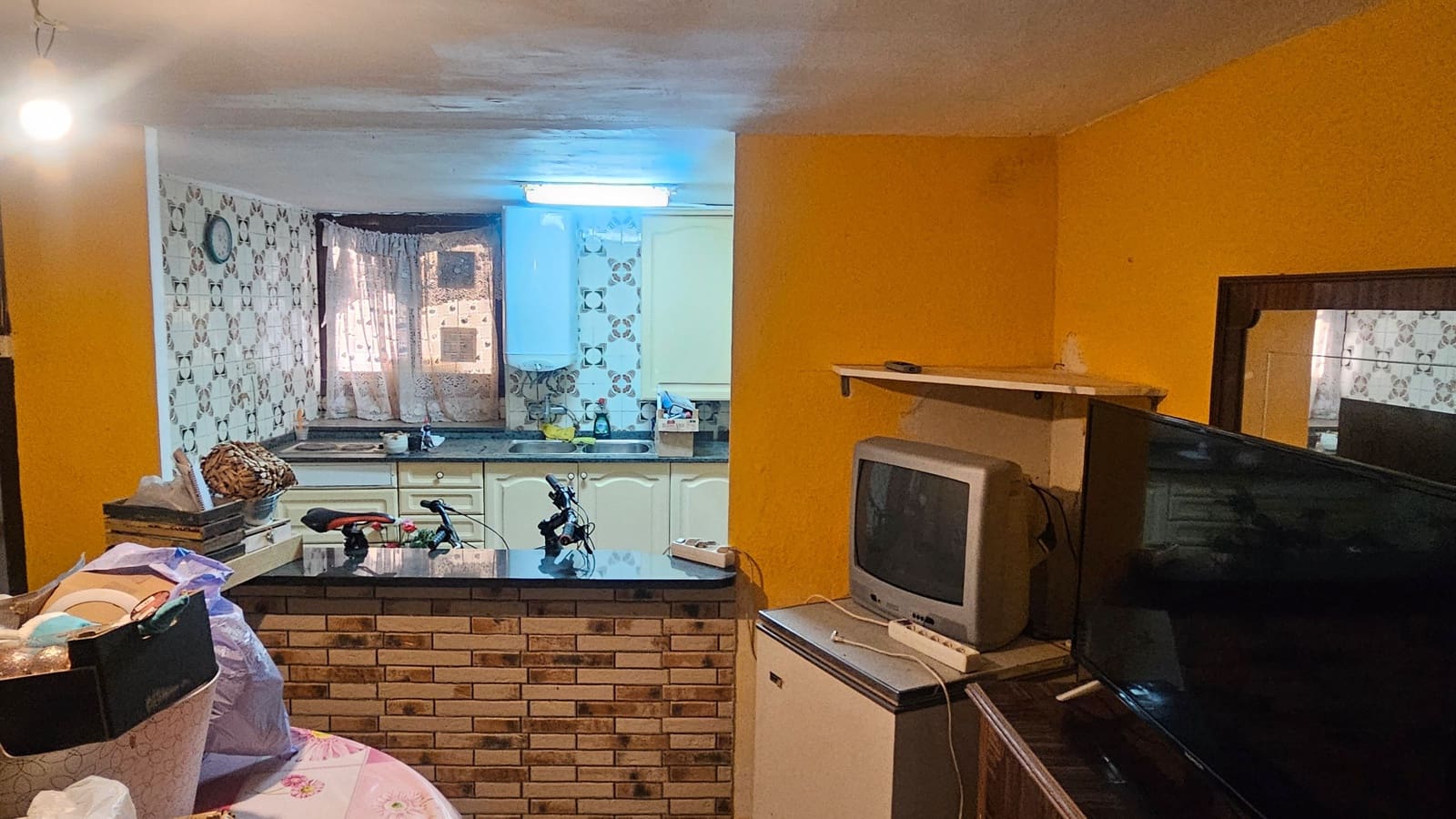 5 makuuhuone Omakotitalo myytävänä paikassa Calig - 39 500 € (Ref: 8165610)