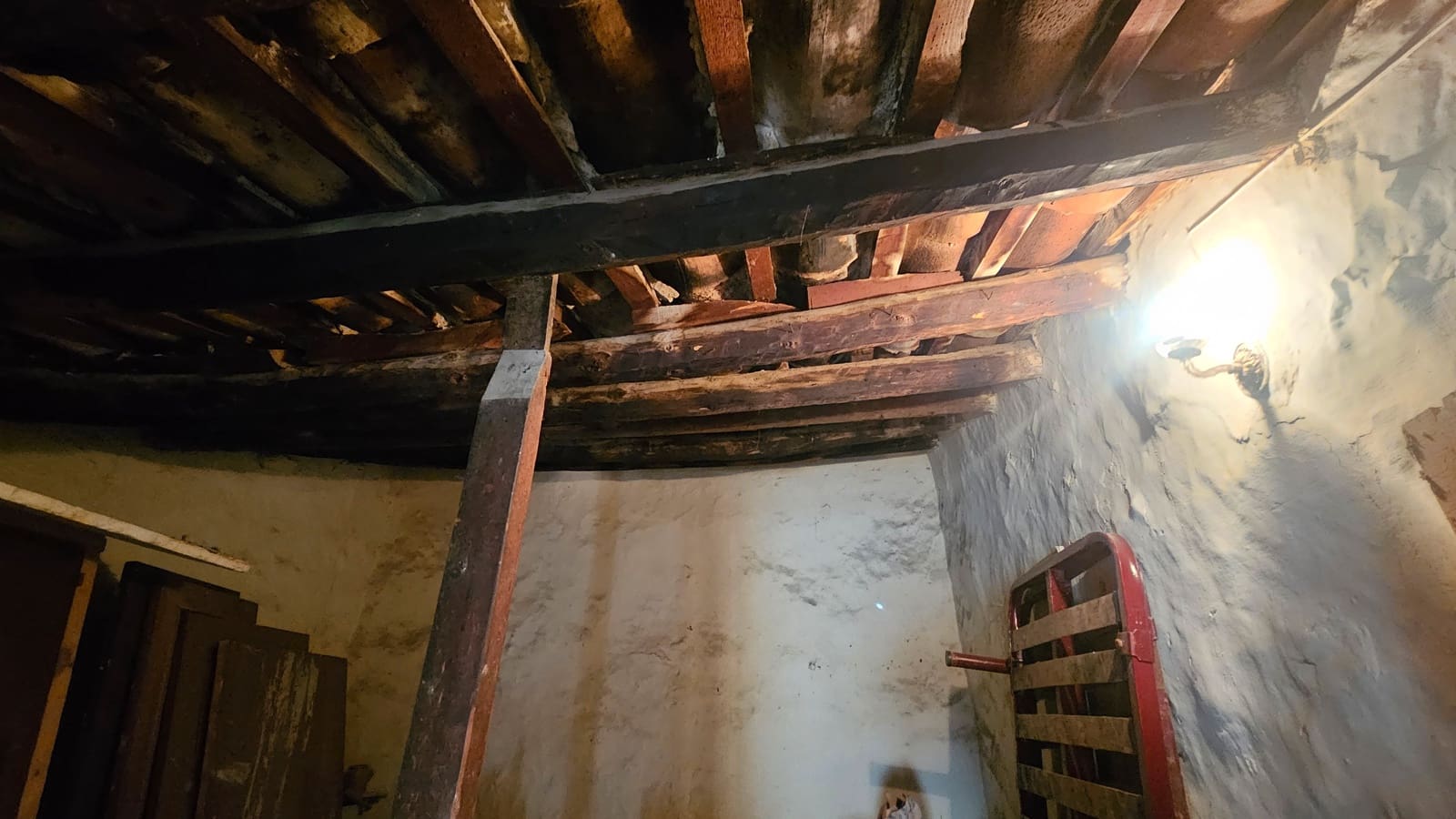 5 makuuhuone Omakotitalo myytävänä paikassa Calig - 39 500 € (Ref: 8165610)