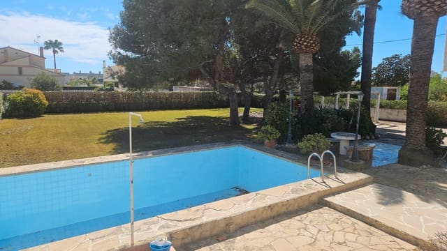 5 soverom Villa til salgs i Vinaròs med svømmebasseng garasje - € 445 000 (Ref: 8202845)